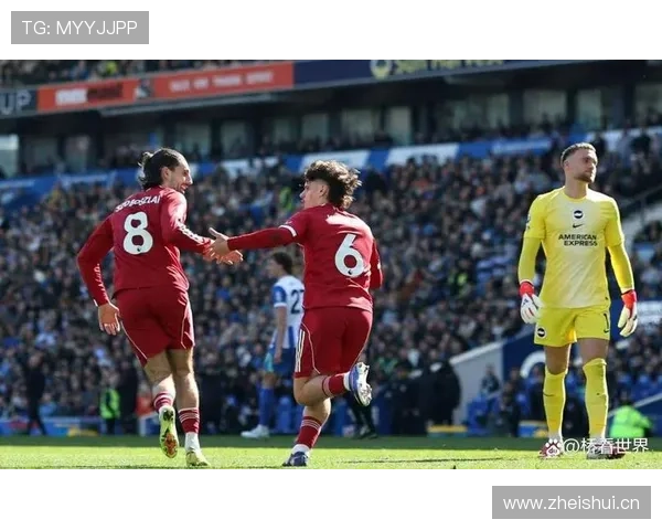 利物浦防线频繁被打身后问题，本质在于高位压迫结构失效，导致稳定性面临考验